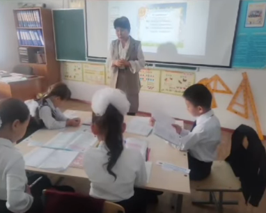 20-21 қараша "Болашақ" бастауыш сыныптар аралығында апталық өтті.
