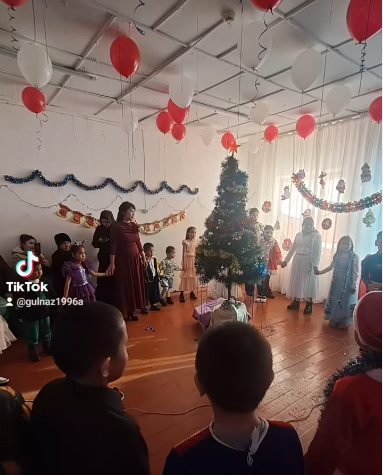 25.12 2024 күні мектебімізде 0-7 сынып аралығында "Қош келдің, Жаңа жыл" атты тақырыбында мерекелік іс-шара өткізілді.