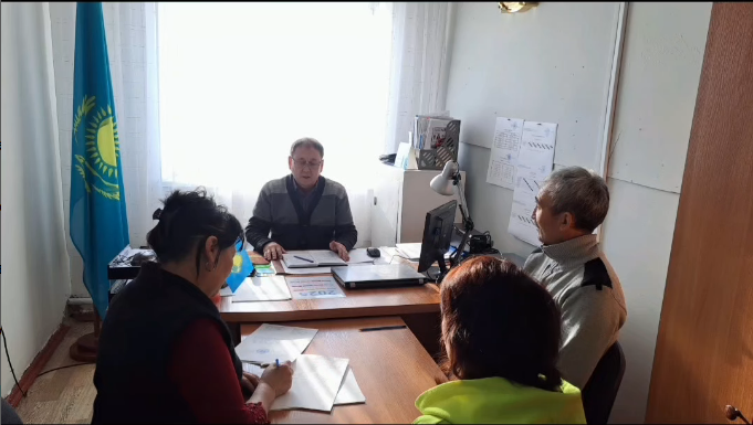 Ескелді ауданы "Жаңалық негізгі орта мектебі" коммуналдық мемлекеттік мекемесінің директоры Тулендинов Б.М азаматтармен жеке қабылдау өткізді.